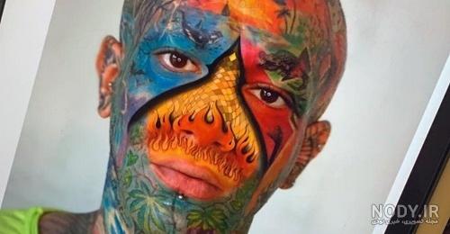 عکس امیر تتلو در حال خالکوبی