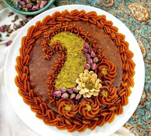 تزیین حلوا با قاشق و چاقو و چنگال به شکل گل با خلال دندان - السن تزیین حلوا با قاشق و چاقو و چنگال به شکل گل با خلال دندان - السن