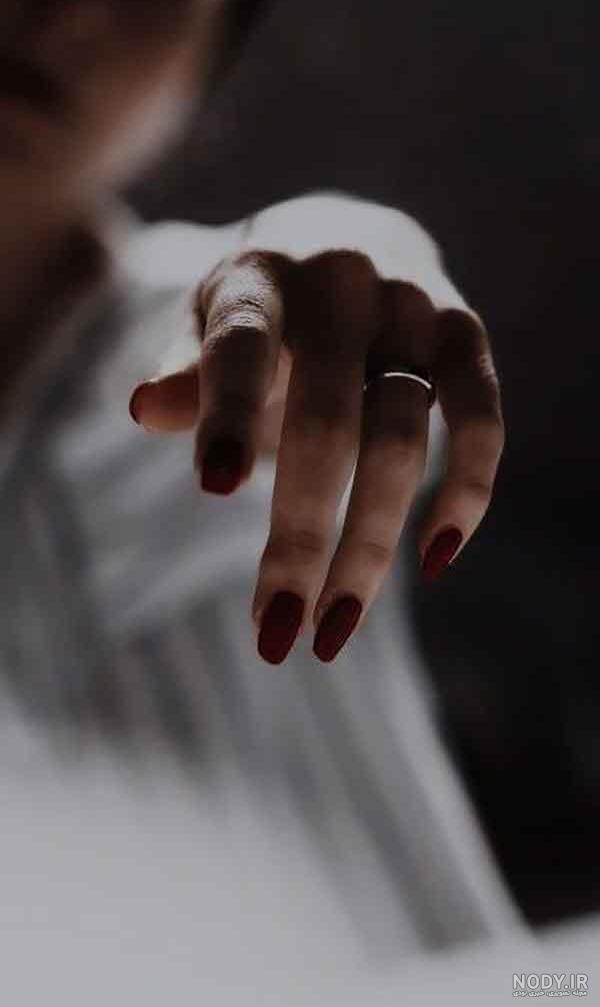 عکس پروفایل دخترونه خفن لاتی سیاه سفید برفی