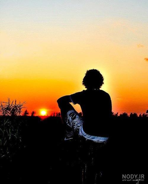 عکس پسر تنها و غمگین برای پروفایل پسران با احساس