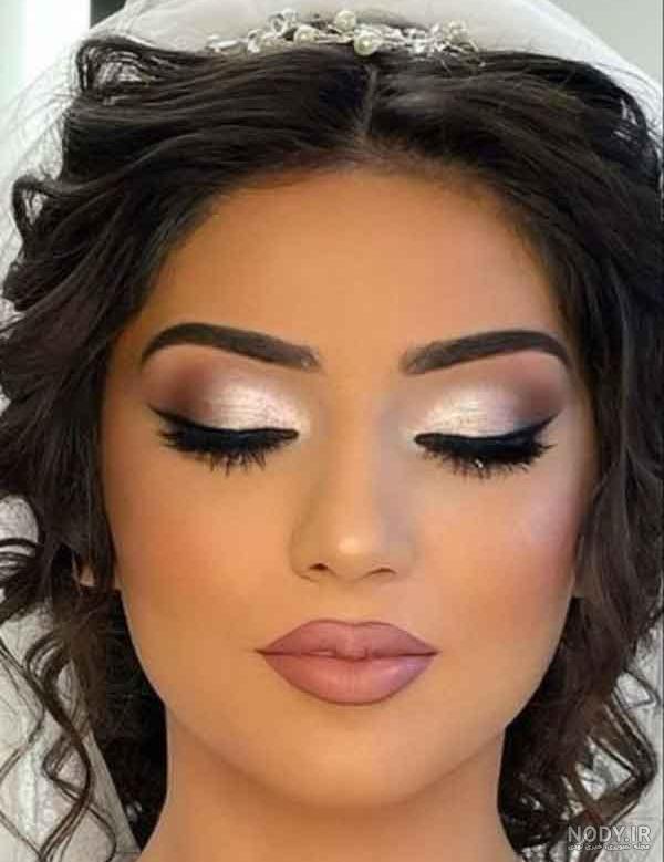 چه رنگ سایه چشم برای پوست سبزه مناسب است؟ | میس و مستر
