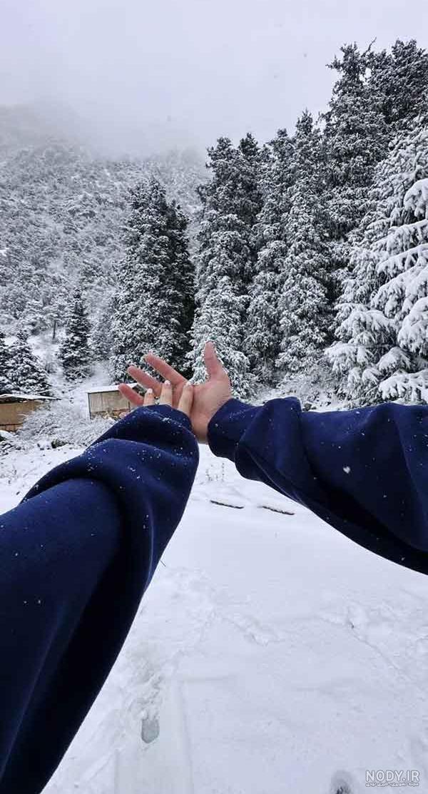 ترفند عکاسی و فیلمبرداری خاص 📸🧡 | تو برف اینطوری ژست بگیر 😍 . . . #ژست_دونفره #ژست_عاشقانه #دونفره | Instagram ترفند عکاسی و فیلمبرداری خاص 📸🧡 | تو برف اینطوری ژست بگیر 😍 . . . #ژست_دونفره #ژست_عاشقانه #دونفره | Instagram