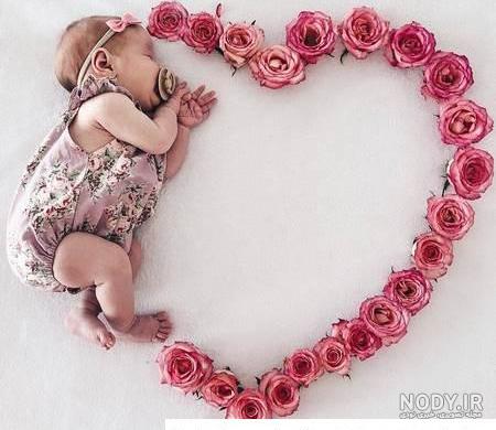 عکس عاشقانه رز قرمز و گردنبند قلب - اِم والپیپر عکس عاشقانه رز قرمز و گردنبند قلب - اِم والپیپر