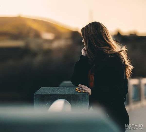 عکس خفن عکس دختر غمگین در شب