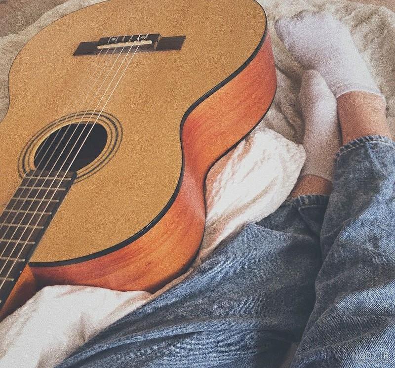 50 عکس گیتار🎸دانلود تصاویر گیتار✔️واقعی✔️برقی✔️کلاسیک 50 عکس گیتار🎸دانلود تصاویر گیتار✔️واقعی✔️برقی✔️کلاسیک