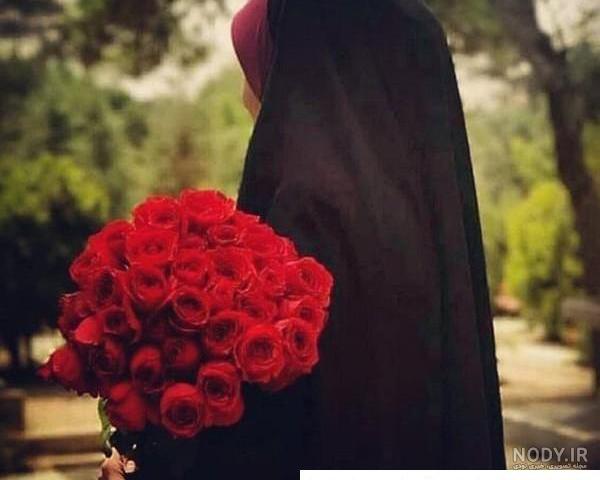 عکس دختر باحجاب با گل - عکس نودی عکس دختر باحجاب با گل - عکس نودی