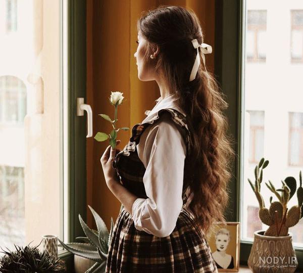 عکس دختر غمگین و خسته