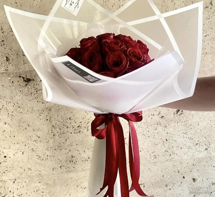 عکس دسته گل رز قرمز خیلی بزرگ عکس دسته گل رز قرمز خیلی بزرگ
