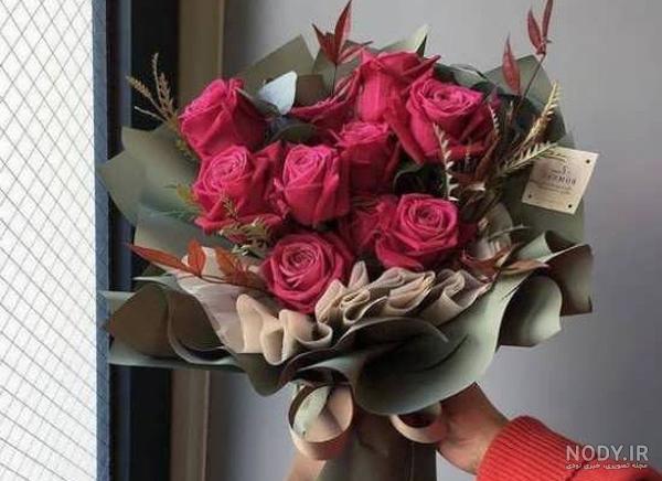 عکس دسته گل رز قرمز خیلی بزرگ
