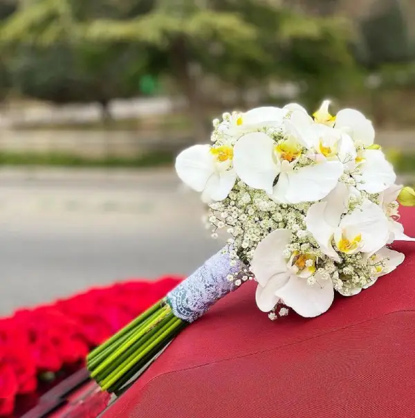 عکس دسته گل عروس ساده و زیبا عکس دسته گل عروس ساده و زیبا