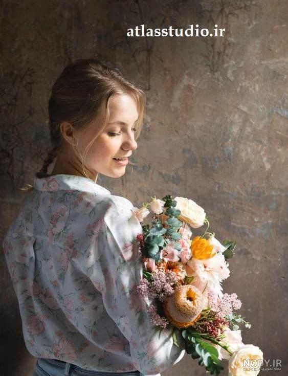 عکس پروفایل عاشقانه فیک با دسته گل بدون متن و بدون چهره برای واتساپ و  اینستاگرام