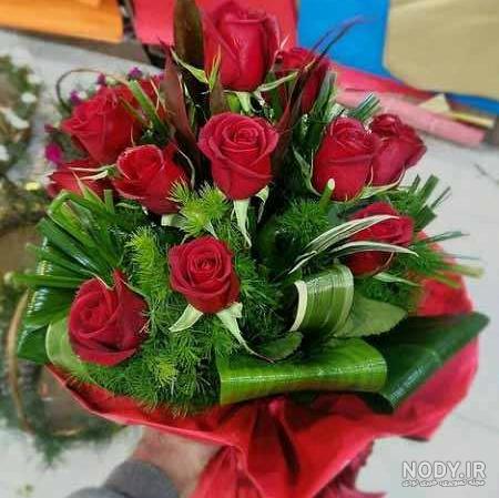 مدل دسته گل رز کوچک برای هدیه و خاص قرمز لاکچری - السن مدل دسته گل رز کوچک برای هدیه و خاص قرمز لاکچری - السن
