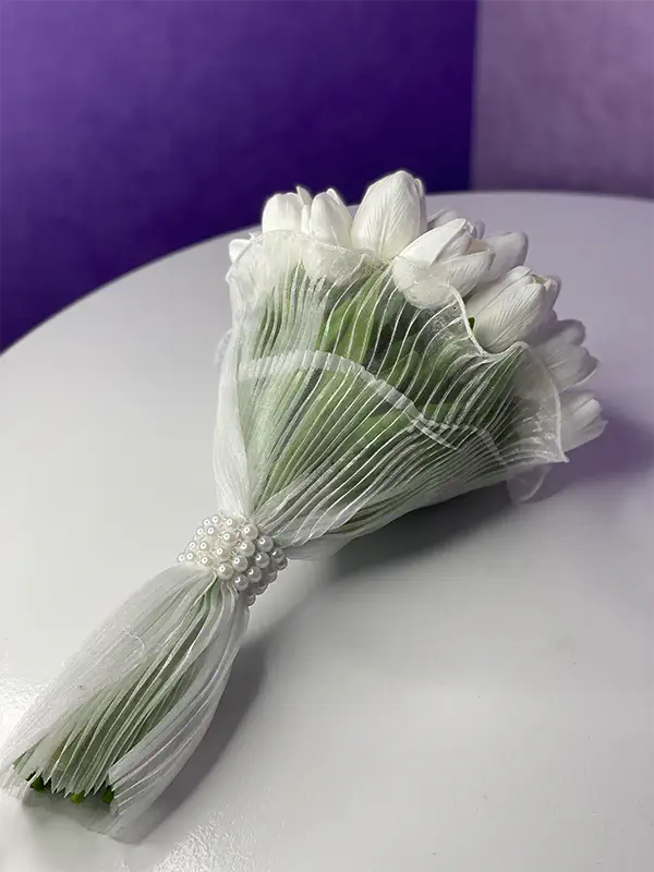 مدل دسته گل عروس لاکچری، ساده و شیک ۱۴۰۳ مدل دسته گل عروس لاکچری، ساده و شیک ۱۴۰۳