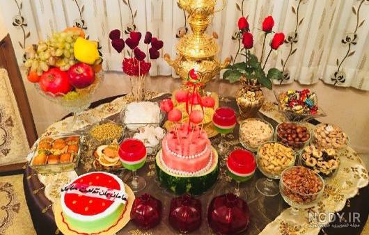 ژست عکس یلدا 2024؛ برای آتلیه و منزل و فضای باز بسته مناسب تمام سنین (60) -  گلی خانوم