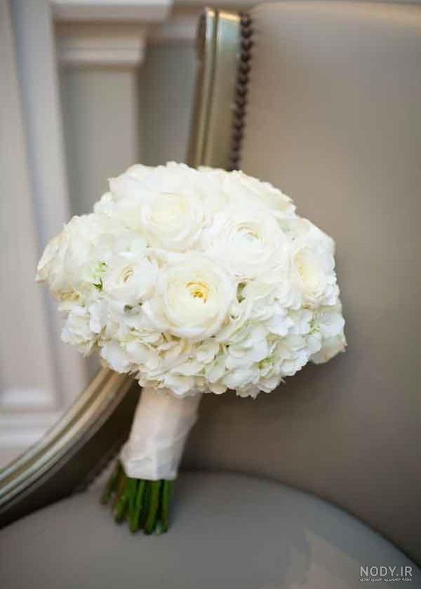 گالری عکس مدل های جدید دسته گل عروس با رز قرمز و سفید صورتی