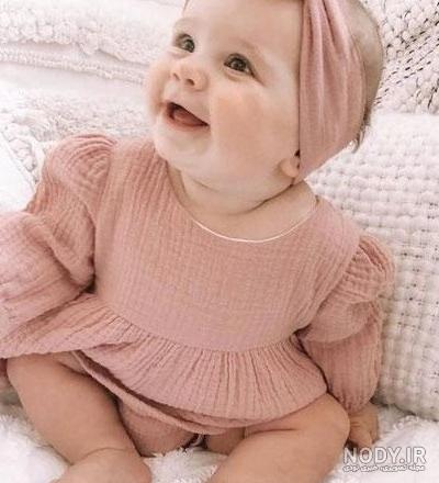 ۴۰ ایده و ژست عکاسی از نوزاد یک ماهه