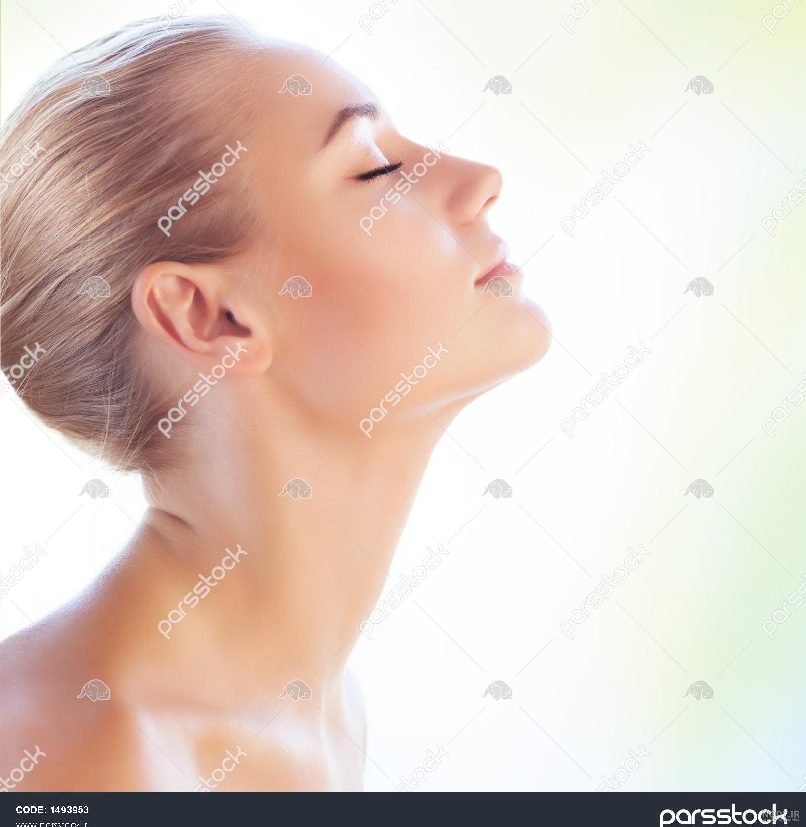 عکس پروفایل دخترونه شاد و باکلاس با تیپی زیبا و جذاب خارجی عکس پروفایل دخترونه شاد و باکلاس با تیپی زیبا و جذاب خارجی