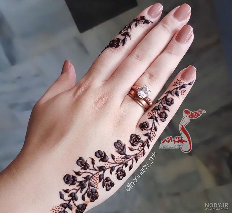 مدل دستبند دخترانه با گل طبیعی