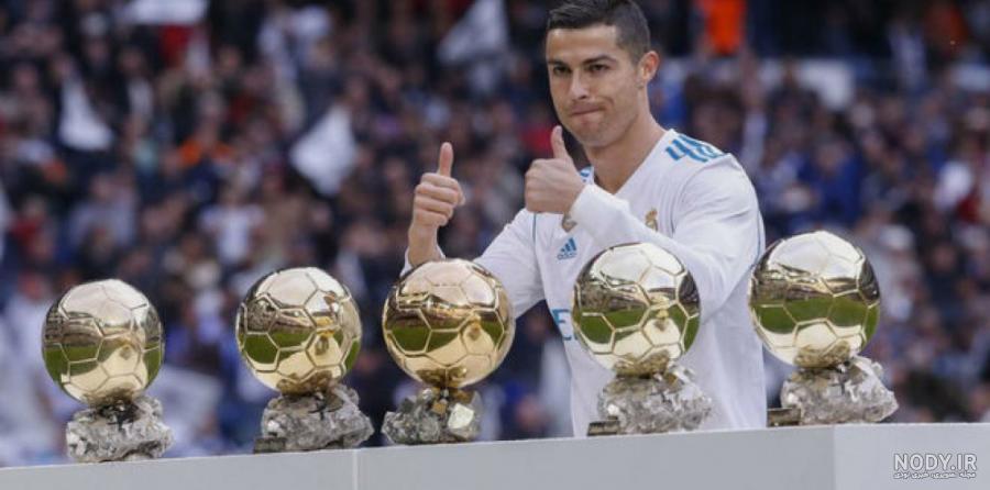 عکس رونالدو با جام جهانی