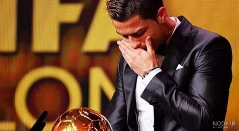 عکس رونالدو با توپ طلا برای پروفایل