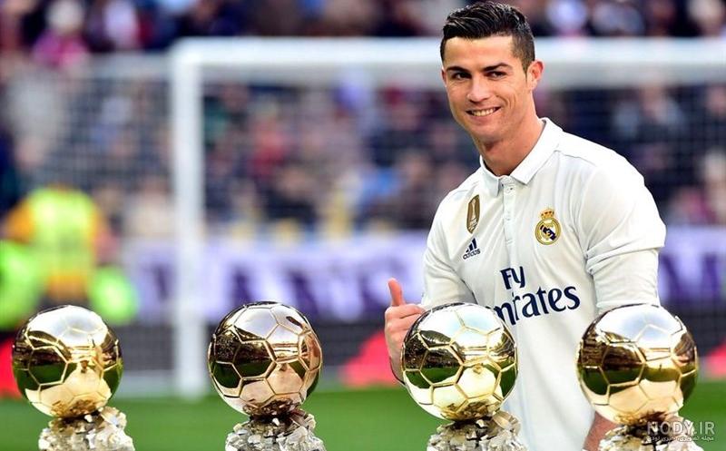 عکس رونالدو با جام جهانی