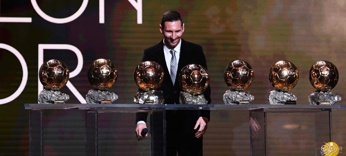 عکس رونالدو با جام جهانی