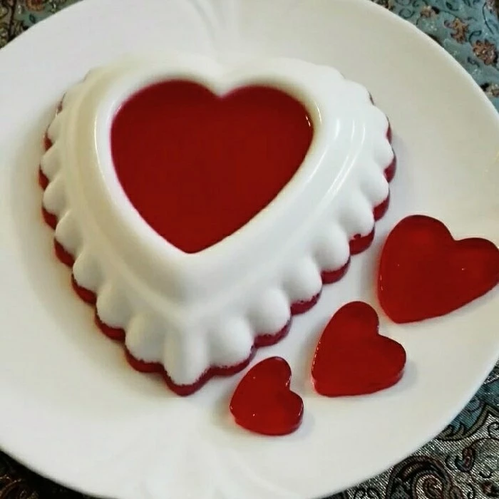 دسر هلو با ژله دسر هلو با ژله