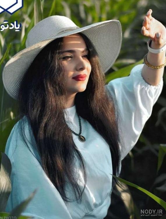 عکس دختر در جنگل فانتزی