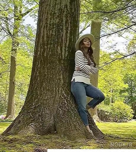 عکس دختر در جنگل فانتزی