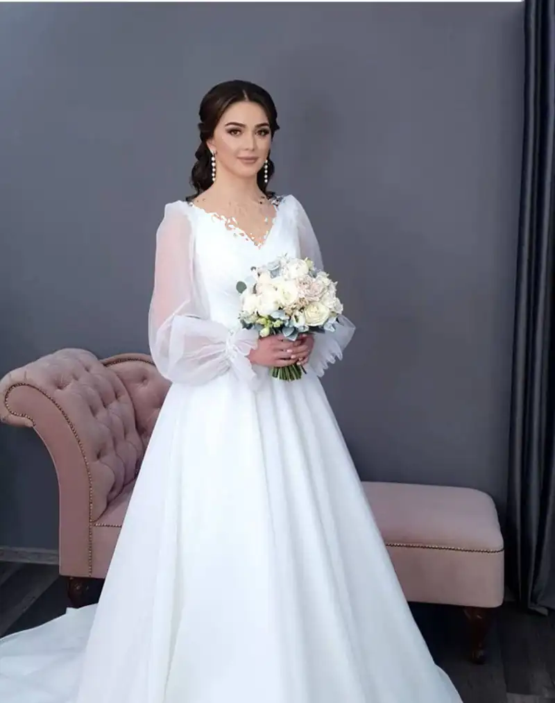 مدل لباس عروس ساتن ساده اروپایی مدل لباس عروس ساتن ساده اروپایی