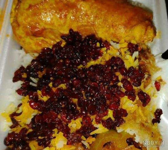 عکس زرشک پلو با مرغ خانگی