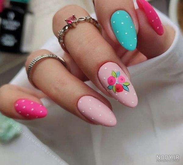 عکس پس زمینه صورتی اکلیلی