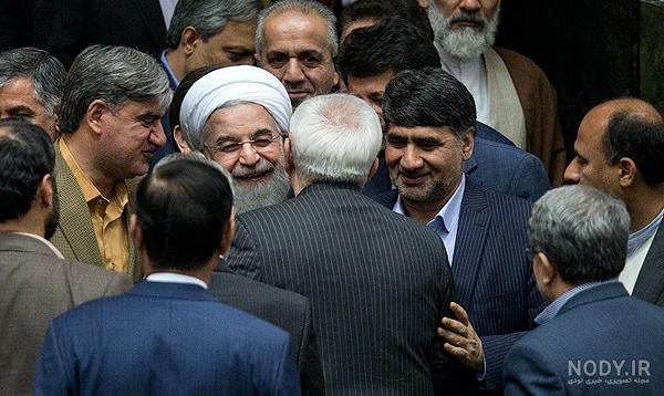 عکس روحانی و ظریف در مسجد سنی ها عکس روحانی و ظریف در مسجد سنی ها
