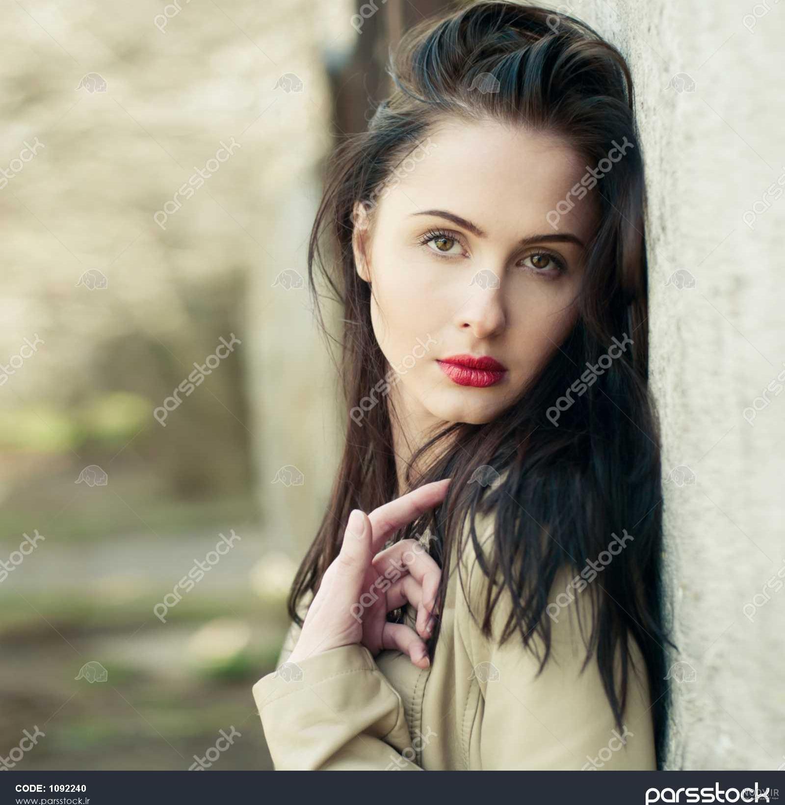 عکس پروفایل دخترانه صورتی فانتزی و خاص بدون متن