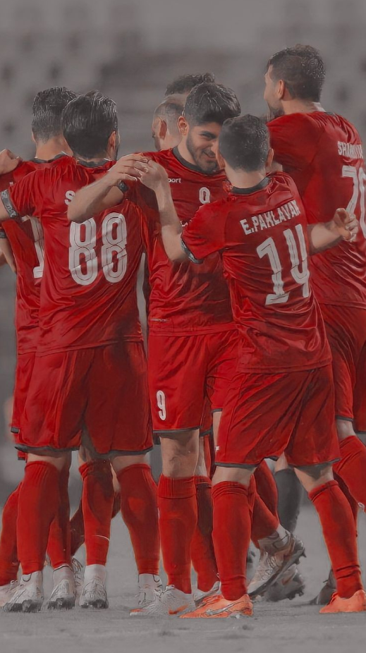 ۲۲ عکس پروفایل پرسپولیس برای طرفداران این تیم - ستاره