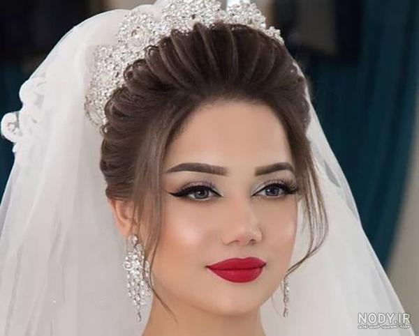 مدل آرایش عروس لاغر لایت ساده زیبا شیک با مدل های امروزی - الی مگ مدل آرایش عروس لاغر لایت ساده زیبا شیک با مدل های امروزی - الی مگ