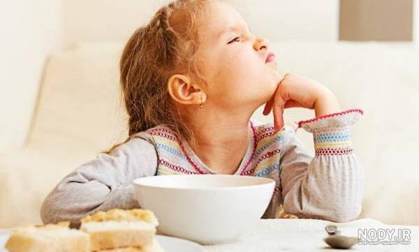 با معضل غذا خوردن کودکان چه کنیم؟ با معضل غذا خوردن کودکان چه کنیم؟