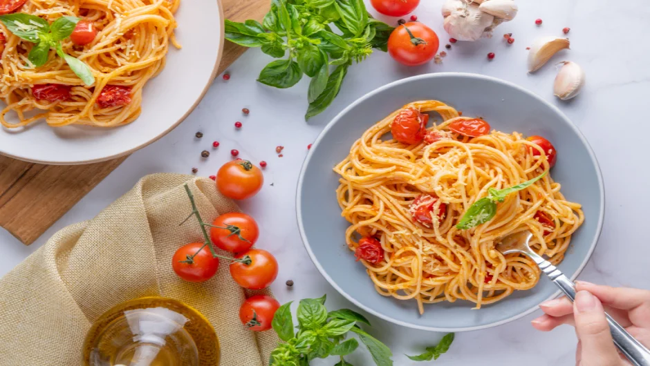 طرز تهیه پاستا پنیری به روش رستورانی مرحله به مرحله
