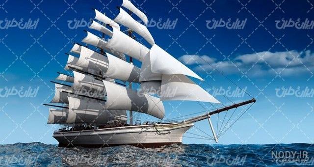 عکس دریا در کشتی