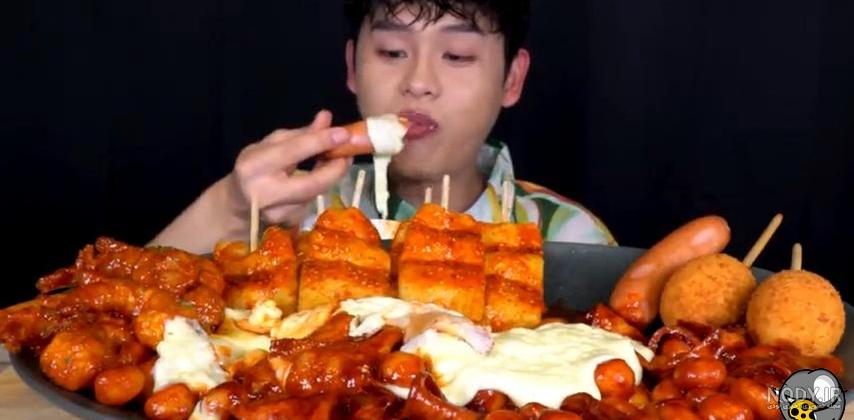 عکس غذا خوردن خارجی عکس غذا خوردن خارجی