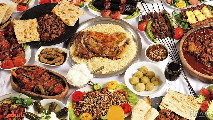 نحوه تزیین سفره شب یلدا 1403|ایده برای چیدمان سفره شب یلدا2024|فروشگاه  اینفینیتی