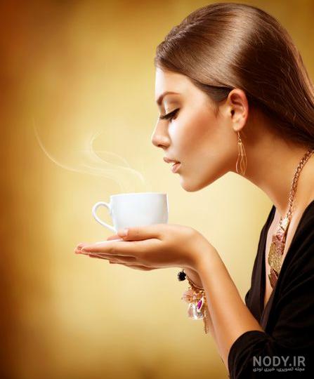 عکس از نوشیدن قهوه