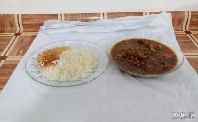 عکس تزیین برنج و قورمه سبزی عکس تزیین برنج و قورمه سبزی