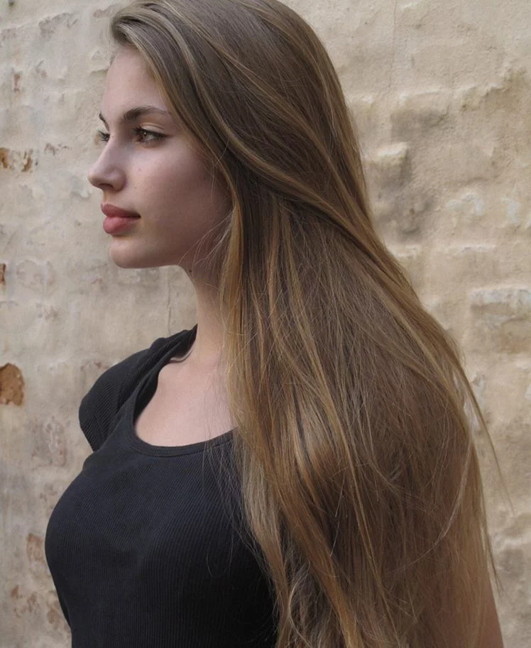 عکس رنگ قهوه ای شکلاتی