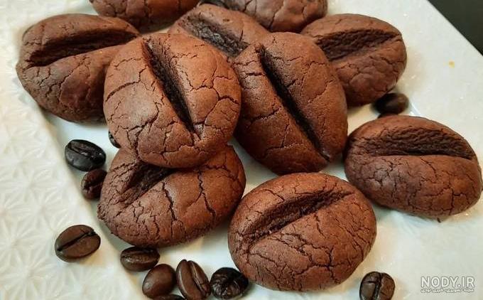 عکس شیرینی قهوه ای