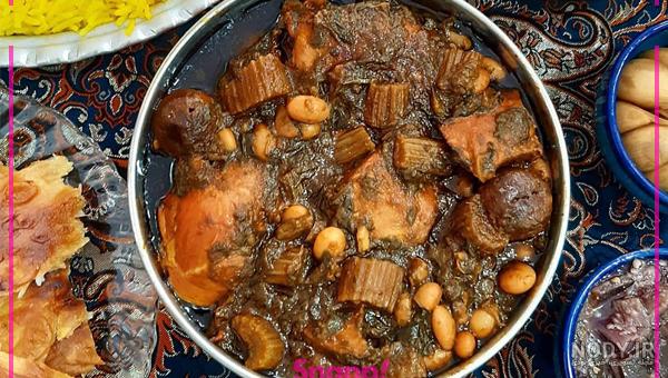طرز تهیه خورش کرفس ( با تصویر) طرز تهیه خورش کرفس ( با تصویر)