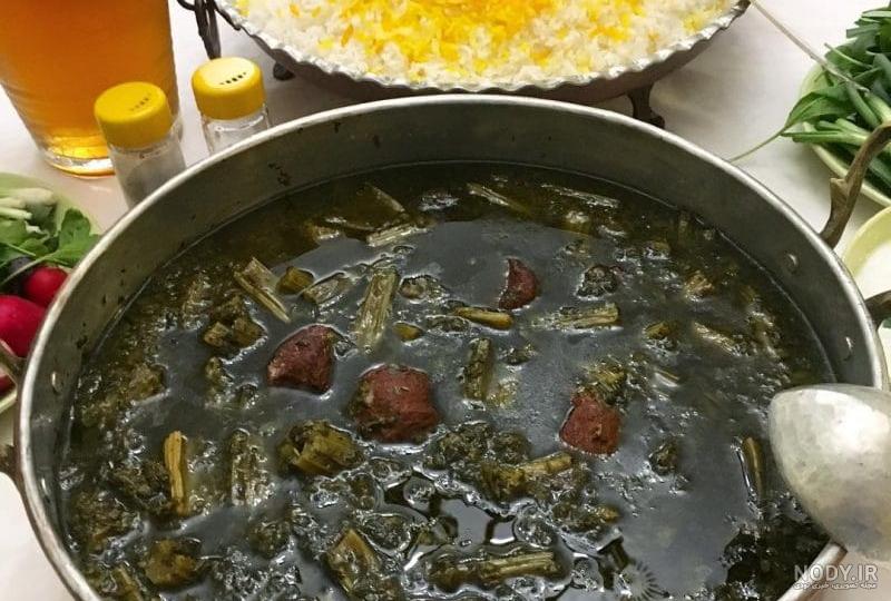 طرز تهیه خورشت کرفس با مرغ ساده و مجلسی با نعنا و جعفری طرز تهیه خورشت کرفس با مرغ ساده و مجلسی با نعنا و جعفری