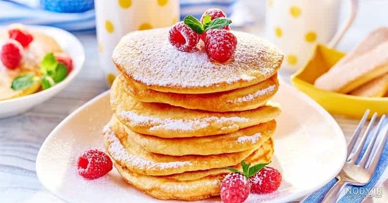 طرز تهیه پنکیک موز خوشمزه و پف دار به روش حرفه ای