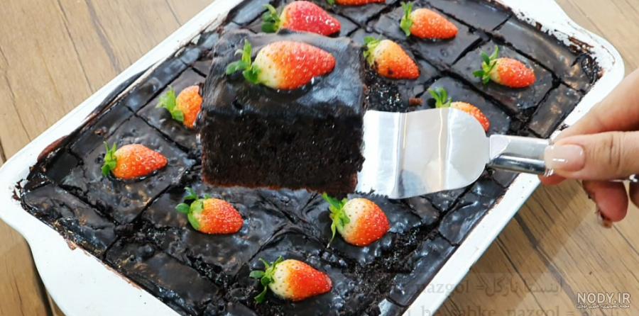 طرز تهیه کیک تولد شکلاتی به ۶ روش + ایده‌‌هایی برای تزئین کیک - ستاره