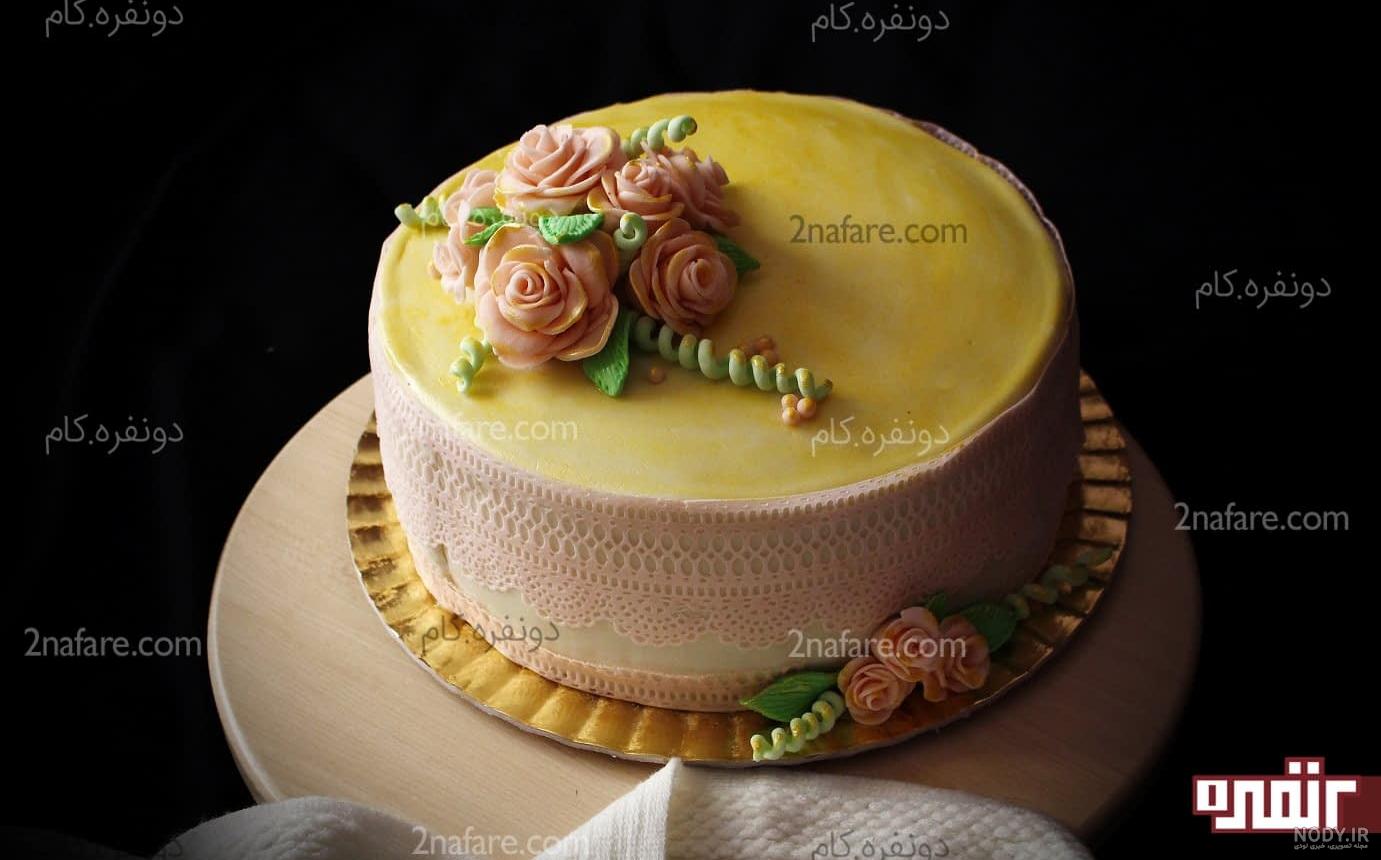 عکس کیک تولد با گل رز